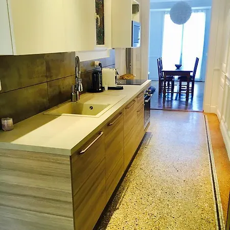 Appartement Le Charme Du Bourgeois Nice